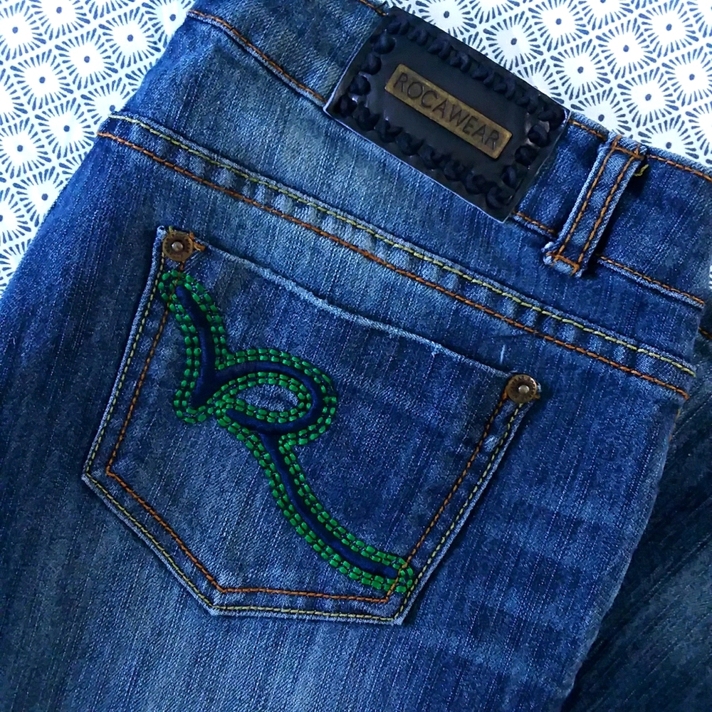ROCAWEAR 1999 Simone Straight Leg Jean